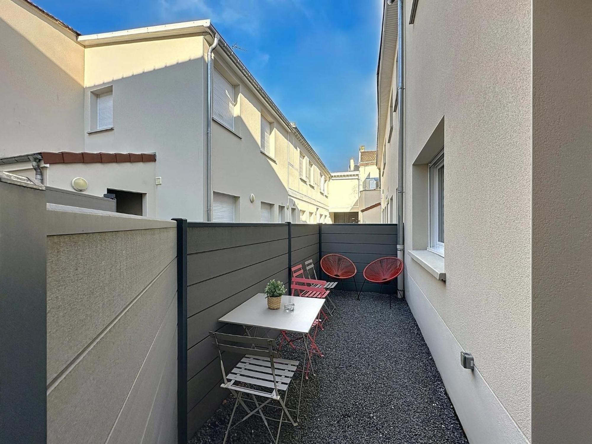 兰斯Le Sacre - Centre - Cour Privative - Parking公寓 外观 照片